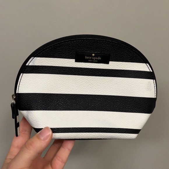 Small Kate Spade Bag - Picture 1 of 3
